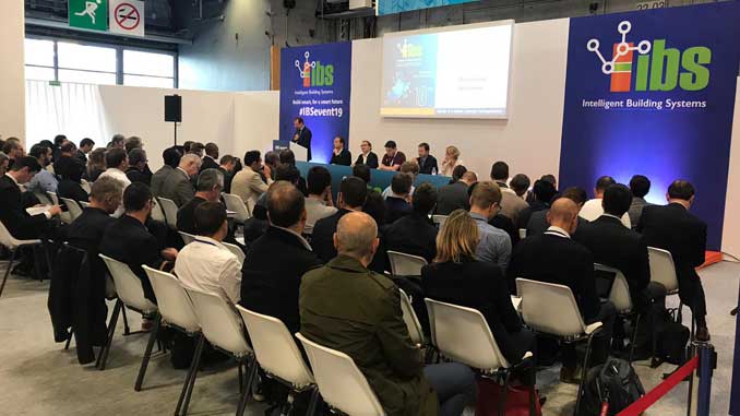 Conferencias sobre seguridad en IBS 2019 - Smart Integraciones Mag, Audio, Video, Seguridad, Smart Building y Redes