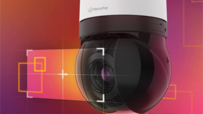 XNP-C9310R y la XNP-C7310R, las dos nuevas cámaras AI PTZ Plus de alto rendimiento de Hanwha Vision aprovechan la Inteligencia Artificial para lograr un zoom y un enfoque rápidos que permiten un mejor conocimiento de la situación y tiempos de respuesta más rápidos. Foto: Hanwha Vision