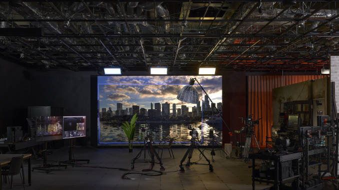 Sony equipará DMPC Japan con las últimas cámaras de cine, equipos de iluminación, estudios de producción, un estudio de producción virtual, soluciones XR y mucho más. Foto: Sony